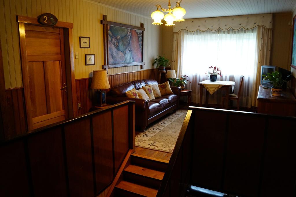 Tradicion Austral Bed & Breakfast Puerto Varas Exterior photo